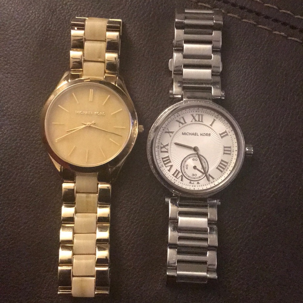 bundle of michael kors watches !!